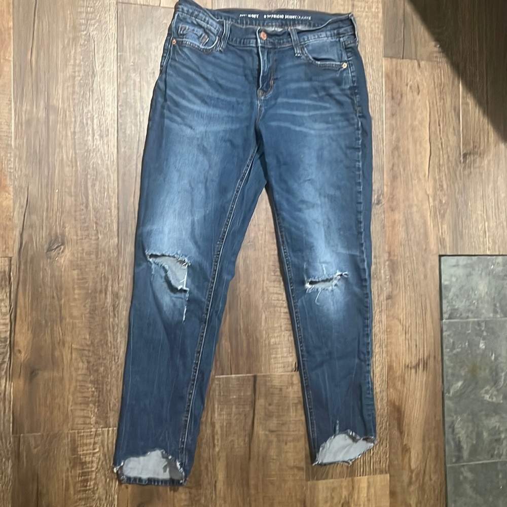 Old navy distressed boyfriend jean